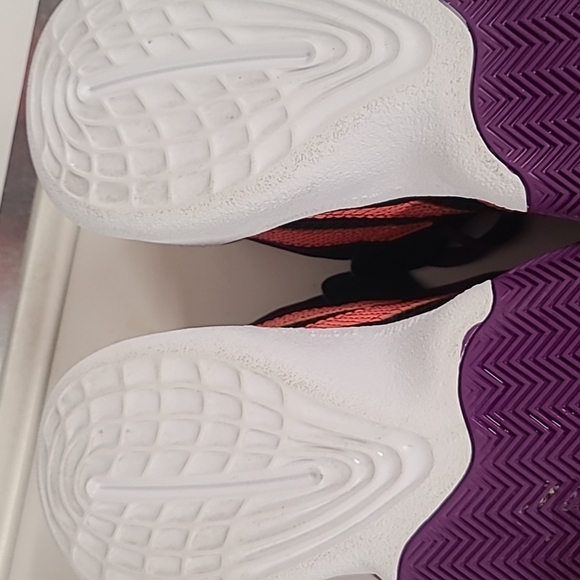 Adidas Harden Stepback Men's Basketball Size 18 Shoe - Picture 10 of 11